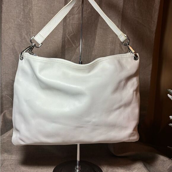 Ted Baker Leather Shoulder Bag in White - Picture 5 of 14